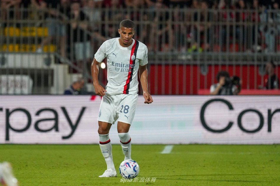 杨沉着冷静 杨沉着冷静