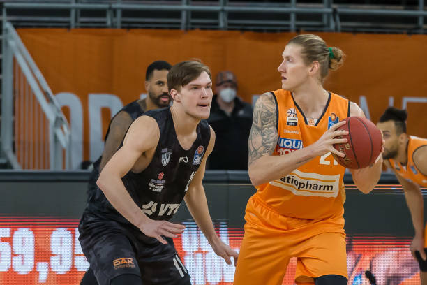 教练组的稳 教练组的稳