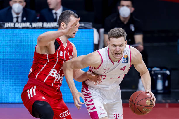 加强与欧洲 加强与欧洲