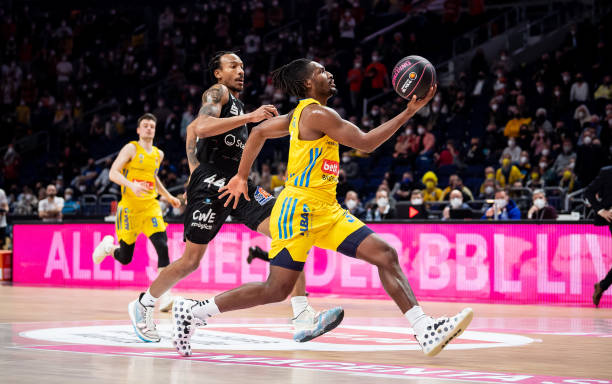 了他的世界 了他的世界